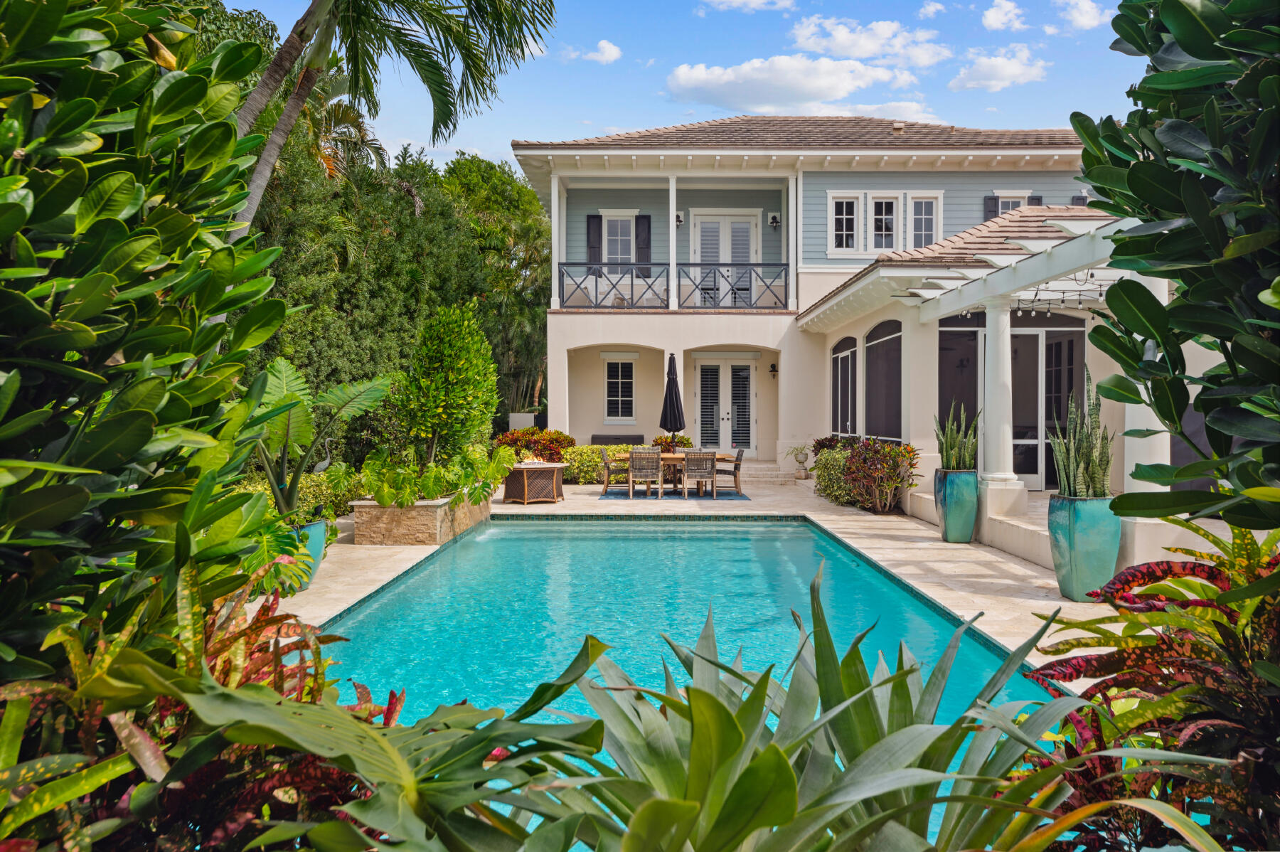 302 Palm Trail