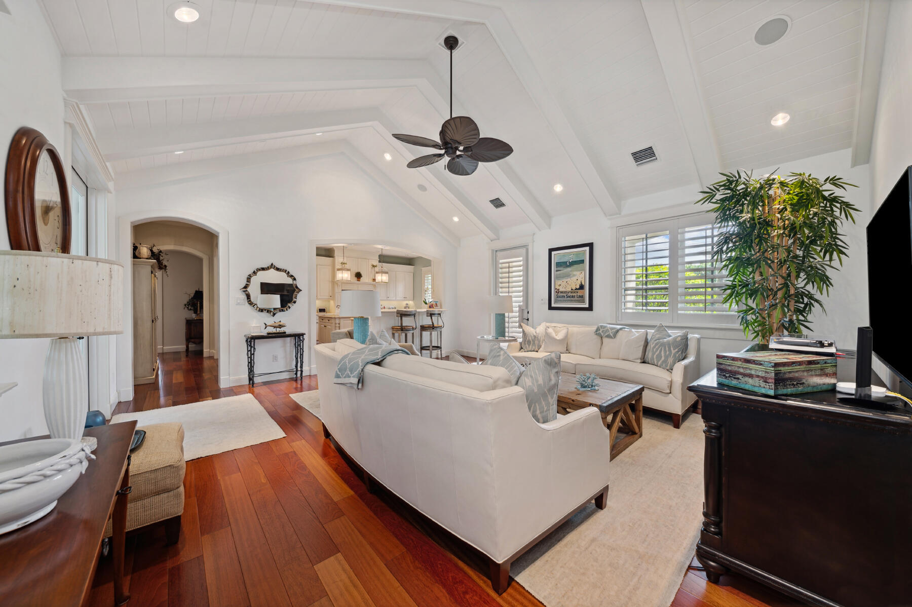 302 Palm Trail