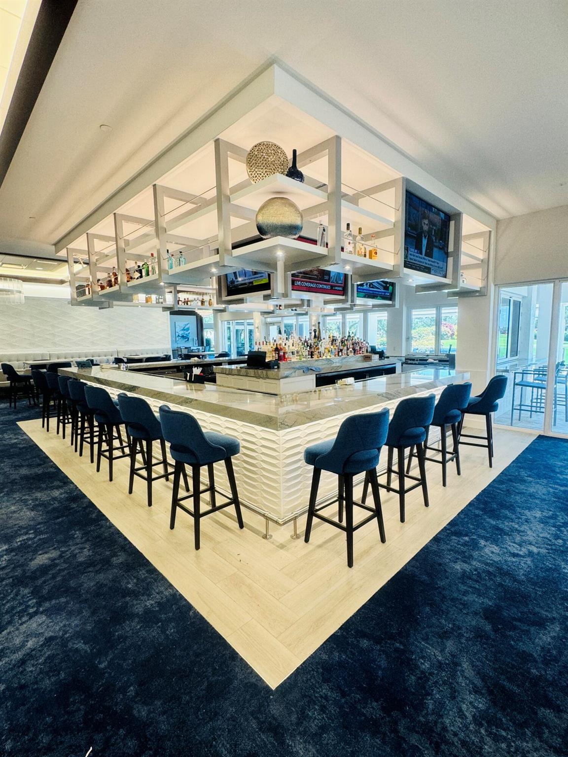 4872 Bocaire Boulevard