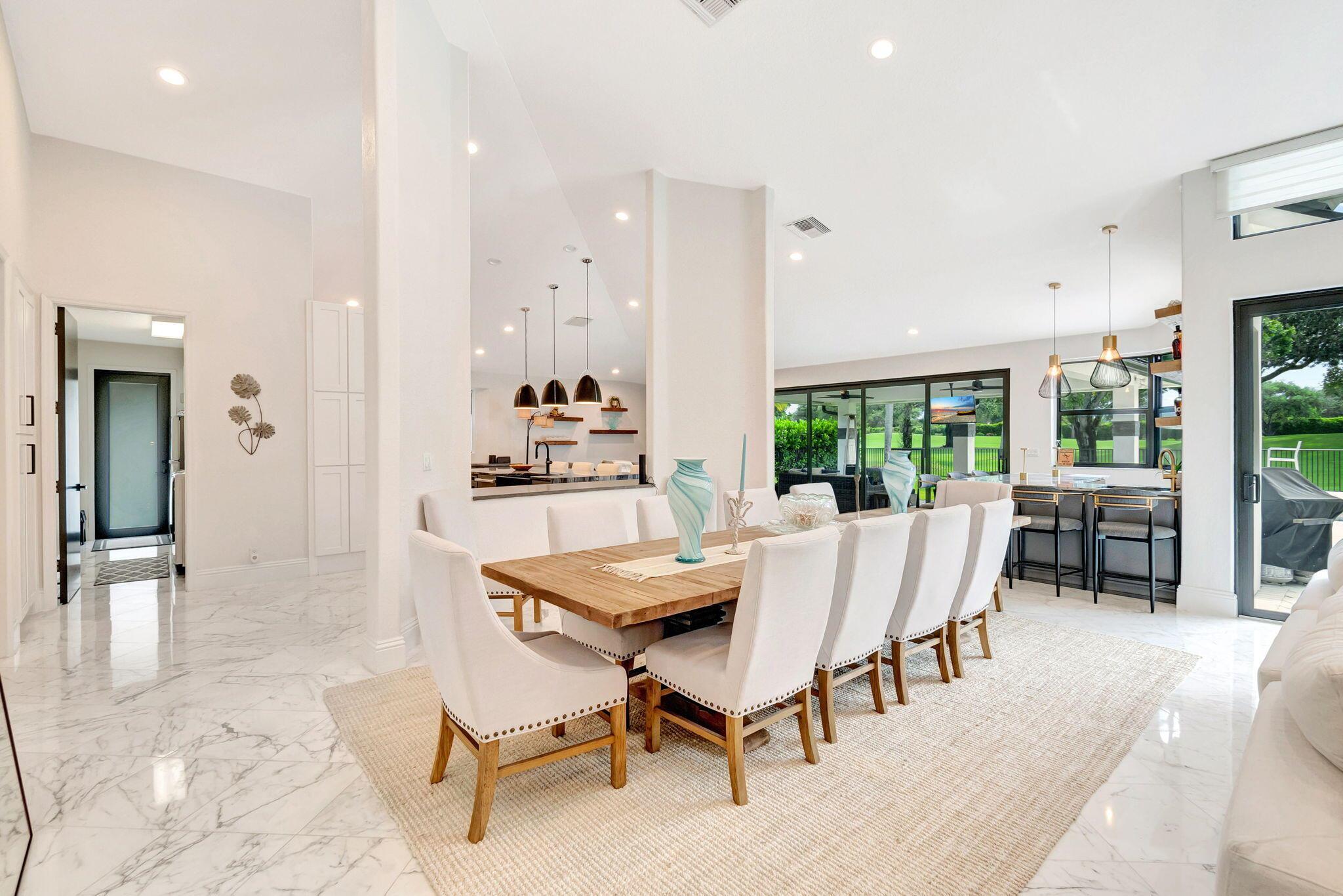 4872 Bocaire Boulevard