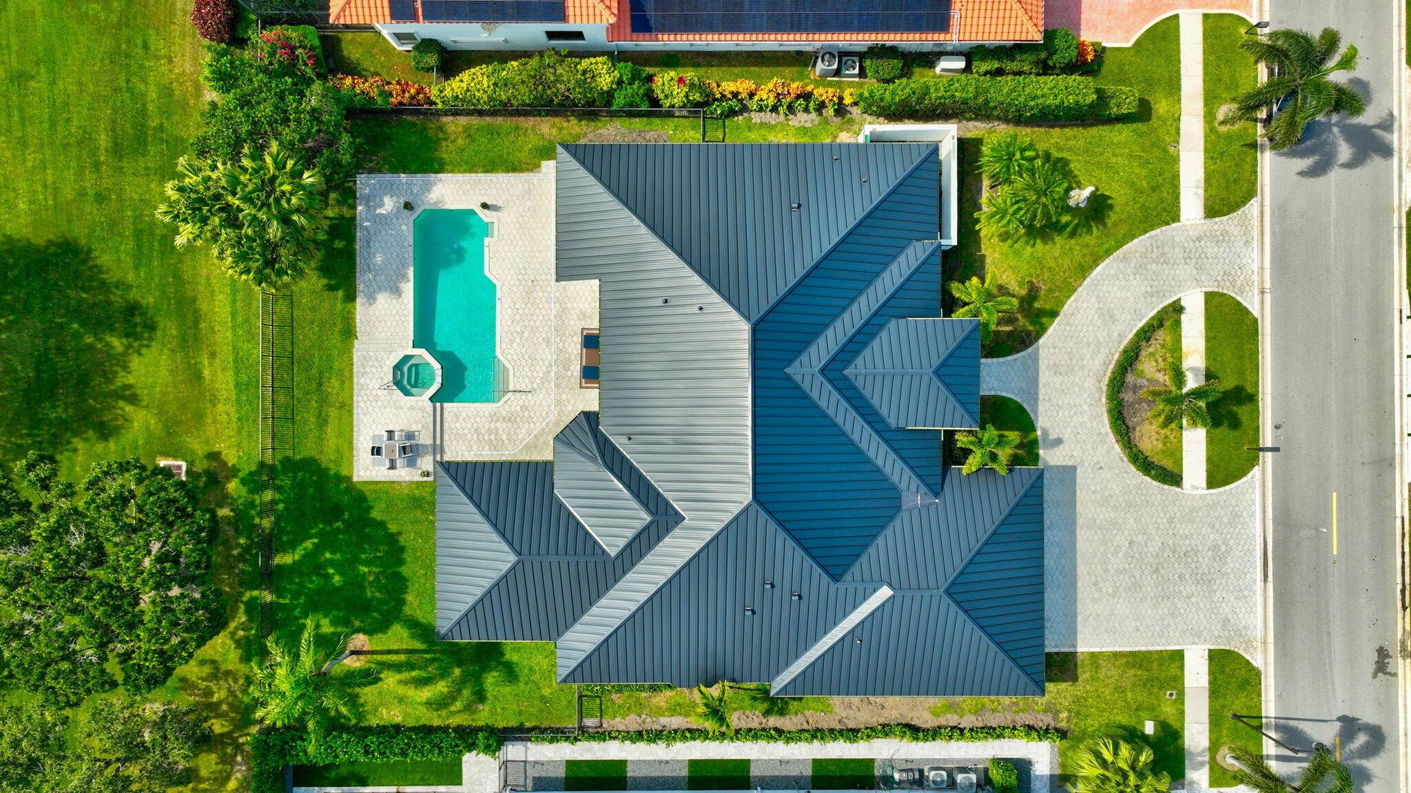 4872 Bocaire Boulevard