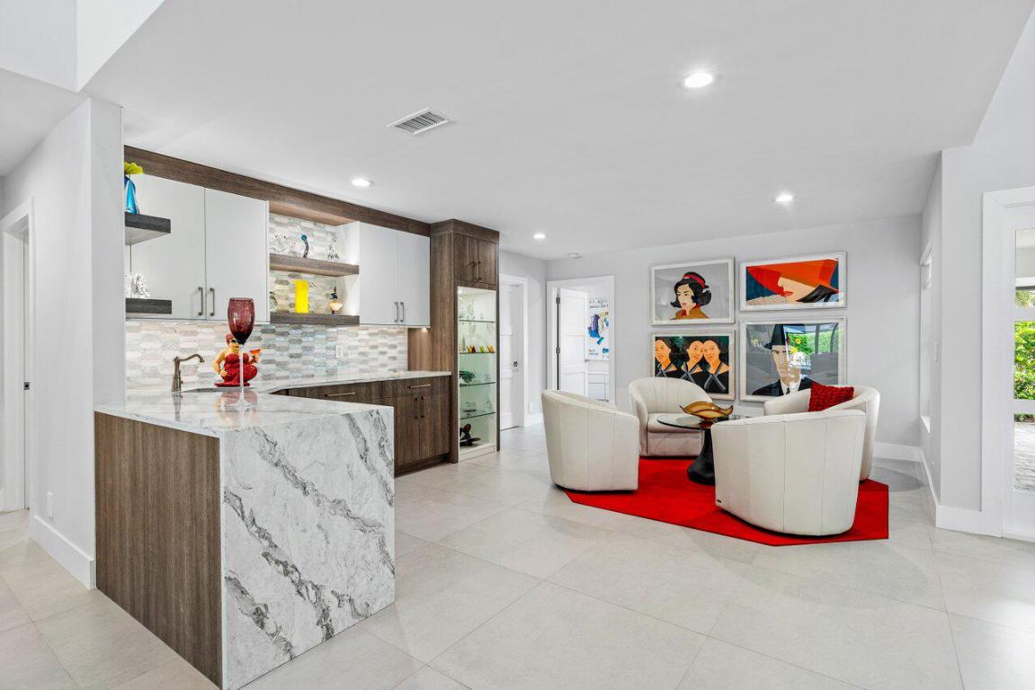 3707 Red Maple Circle