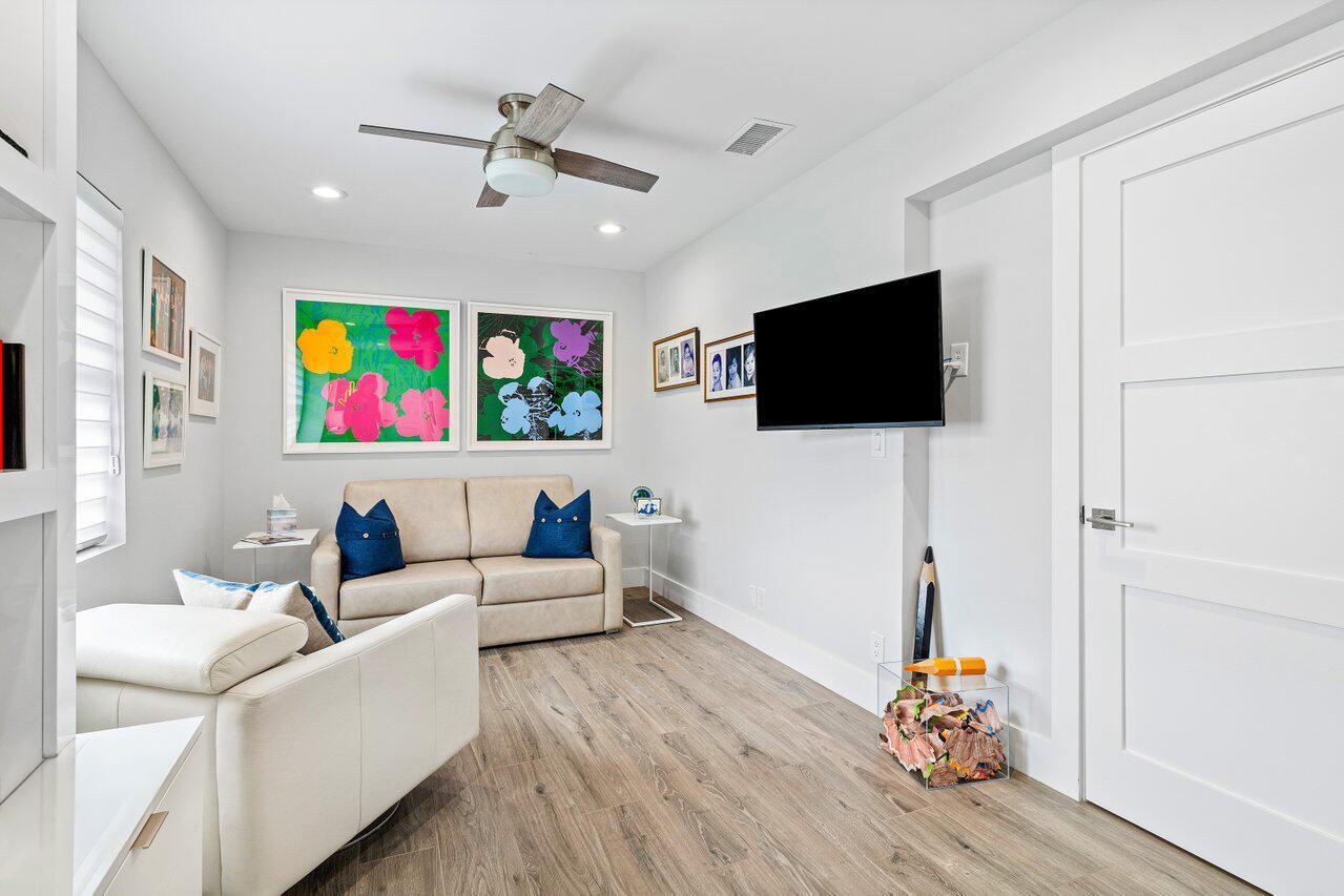 3707 Red Maple Circle