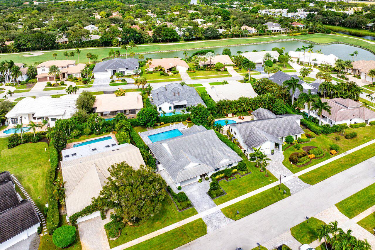 3707 Red Maple Circle