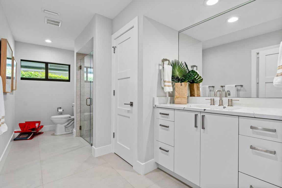 3707 Red Maple Circle