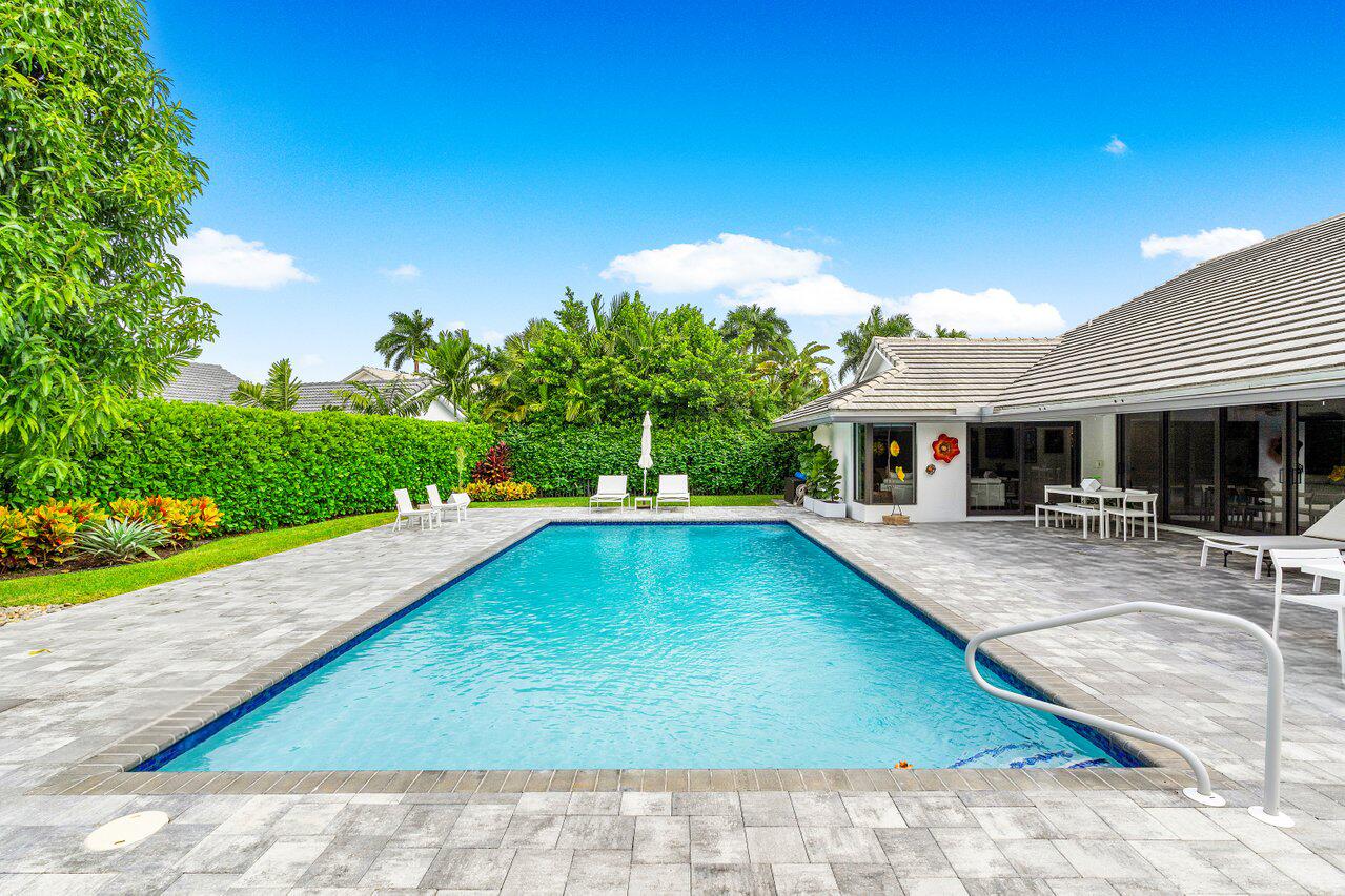 3707 Red Maple Circle