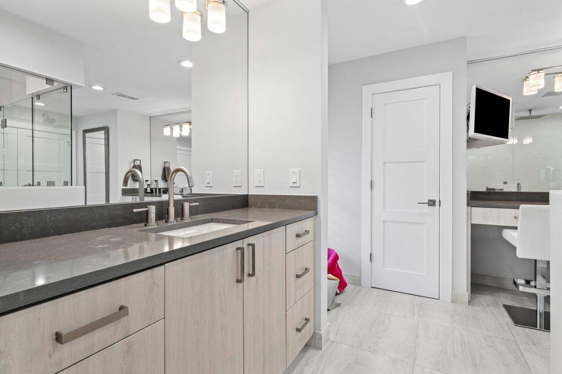 3707 Red Maple Circle