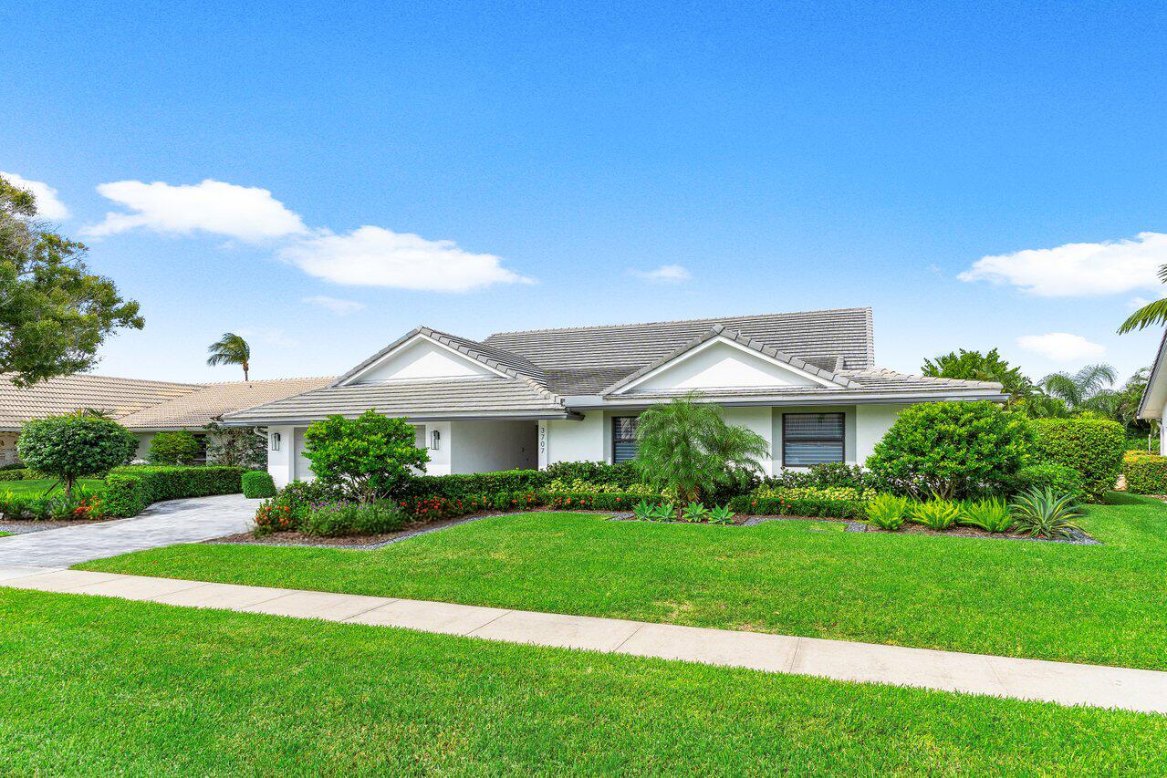 3707 Red Maple Circle