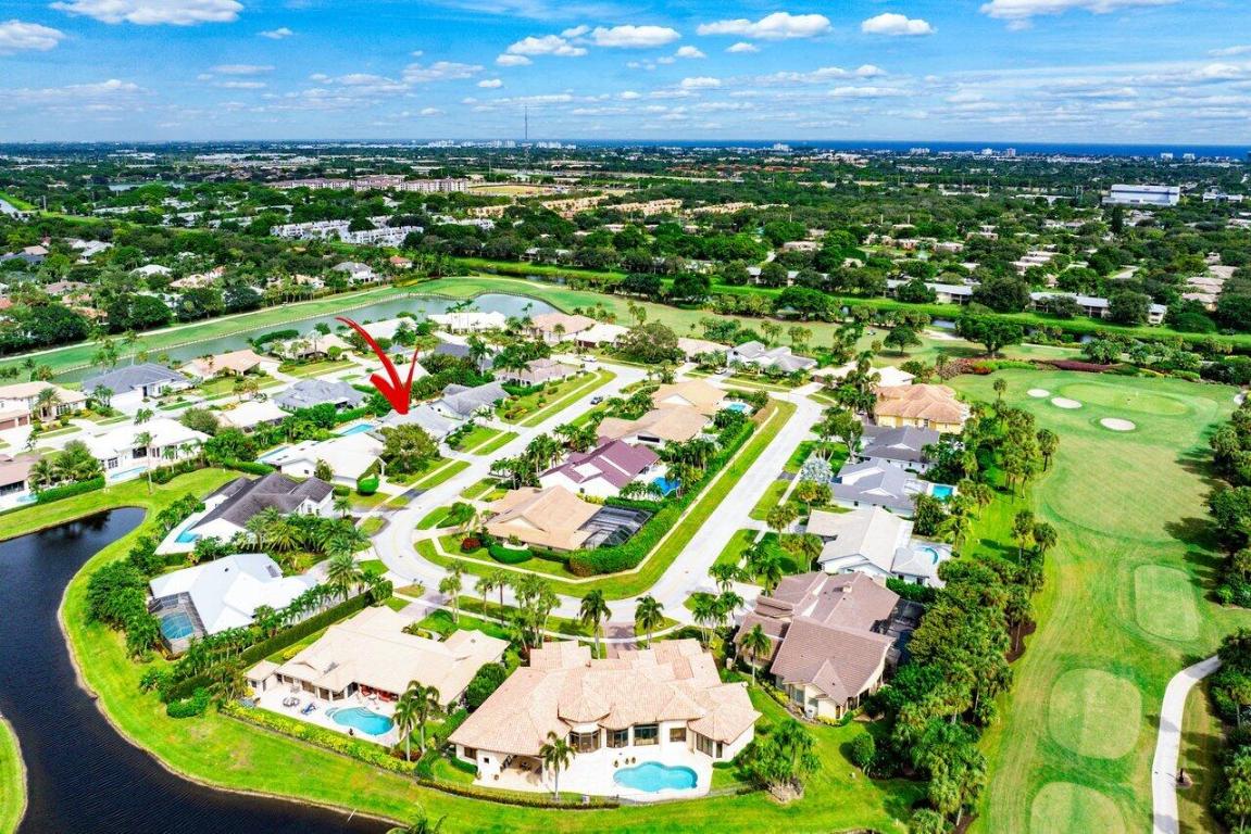 3707 Red Maple Circle