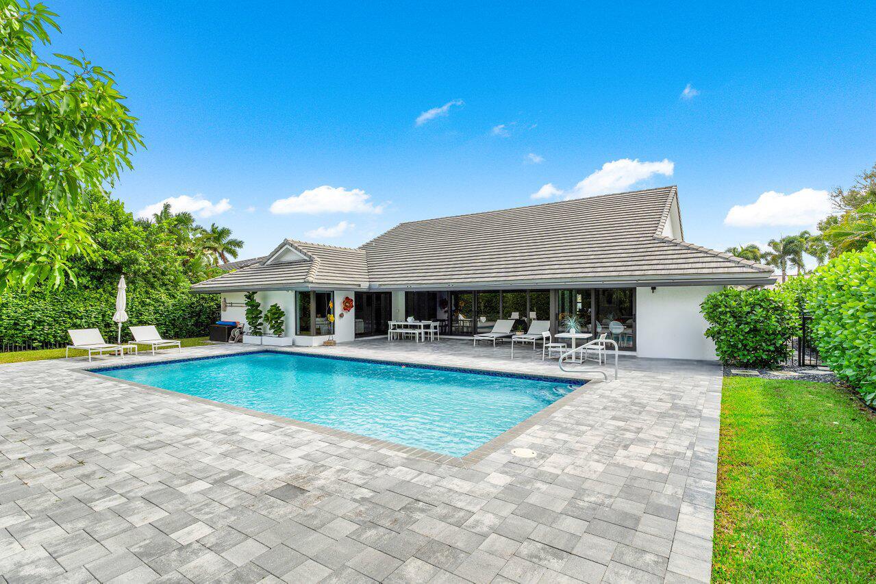 3707 Red Maple Circle