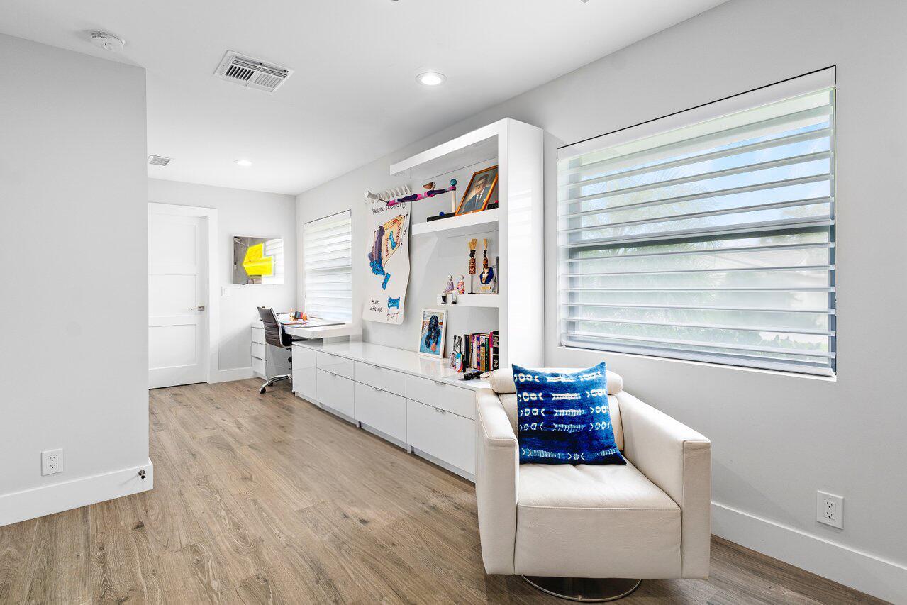 3707 Red Maple Circle