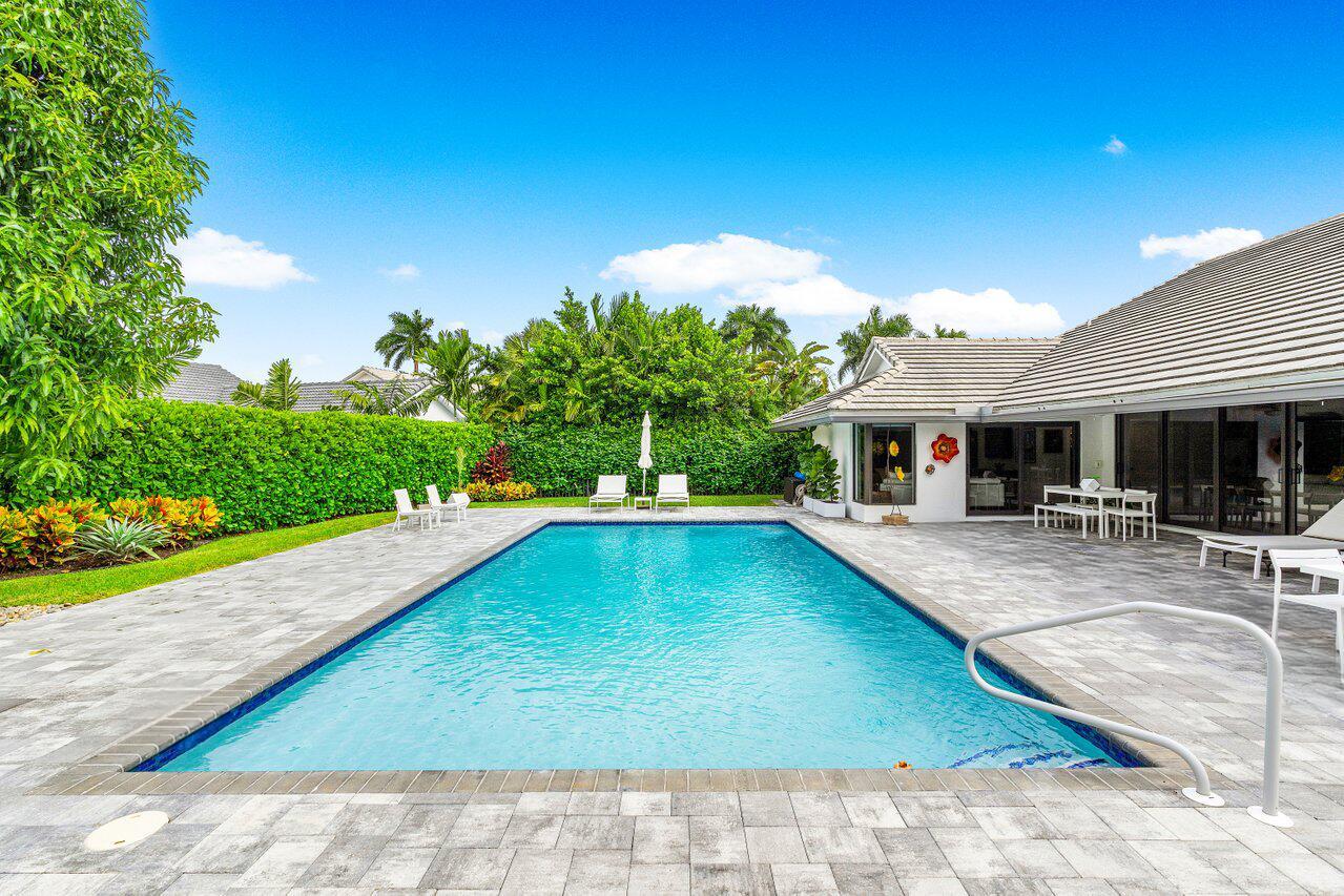 3707 Red Maple Circle