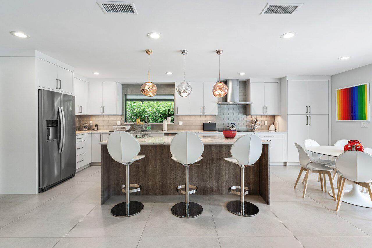 3707 Red Maple Circle