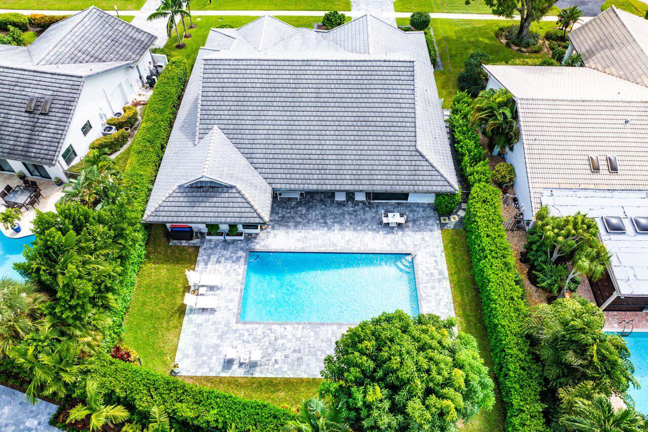 3707 Red Maple Circle