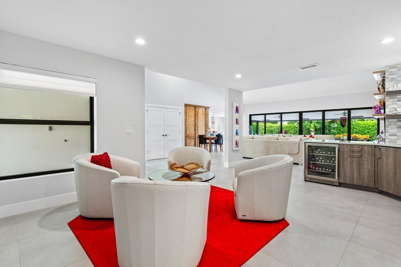 3707 Red Maple Circle