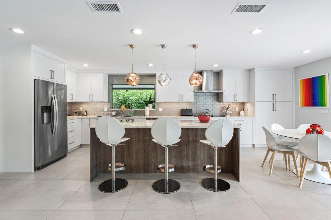 3707 Red Maple Circle