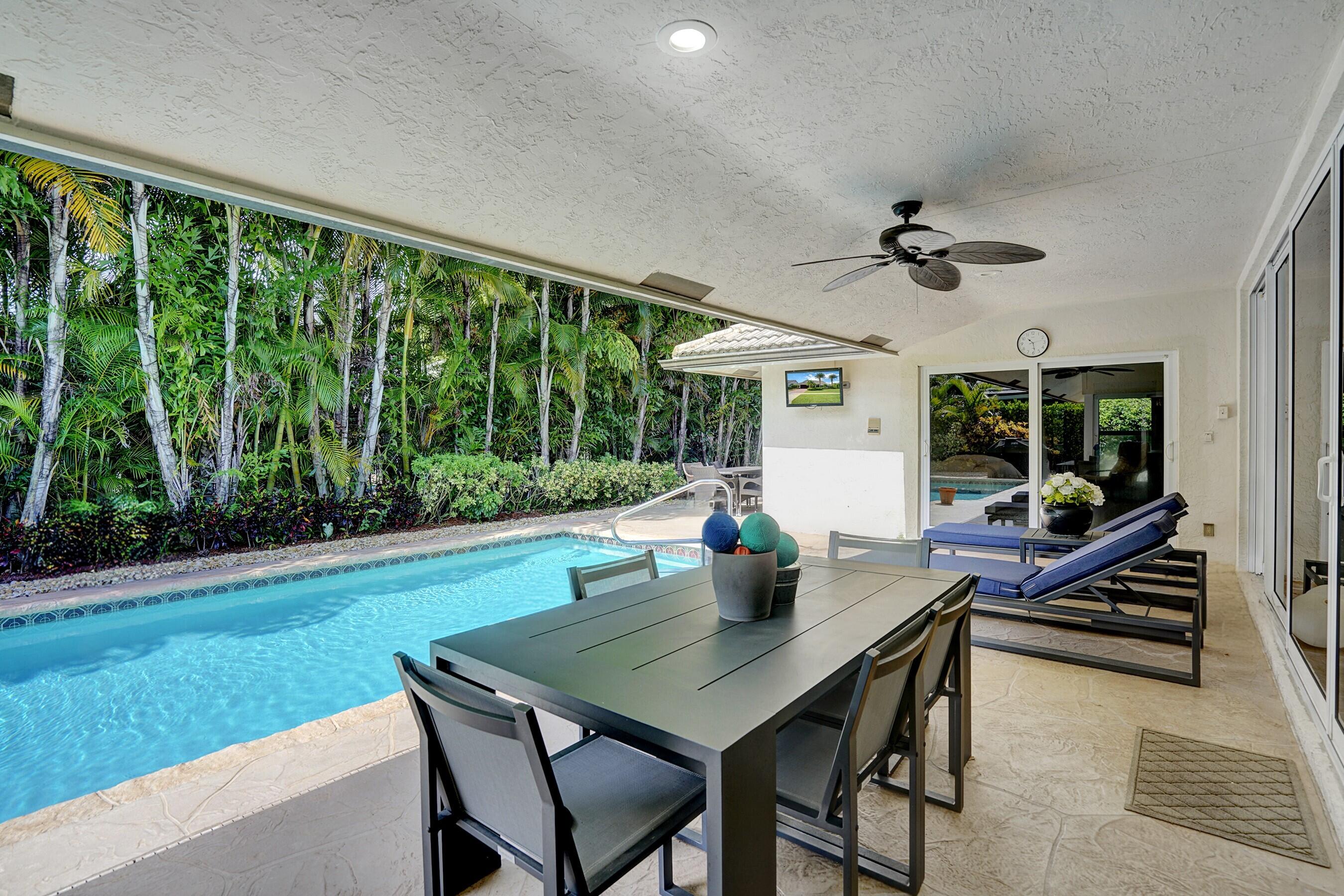 3952 Live Oak Boulevard