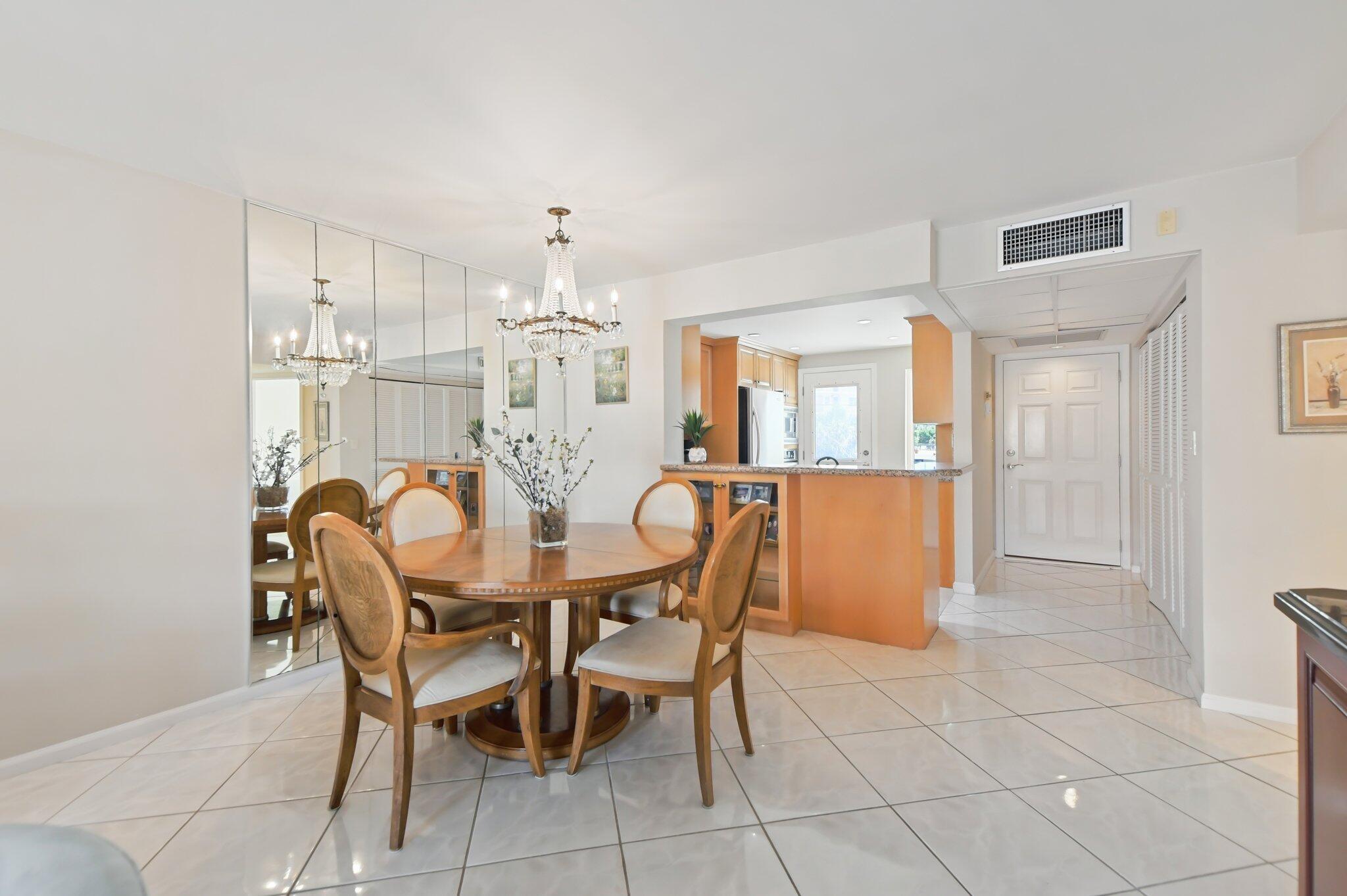 2871 N Ocean Boulevard M230