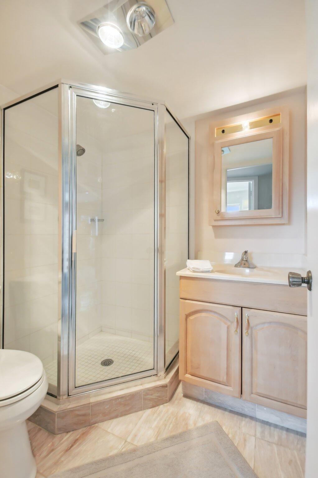 2871 N Ocean Boulevard M230