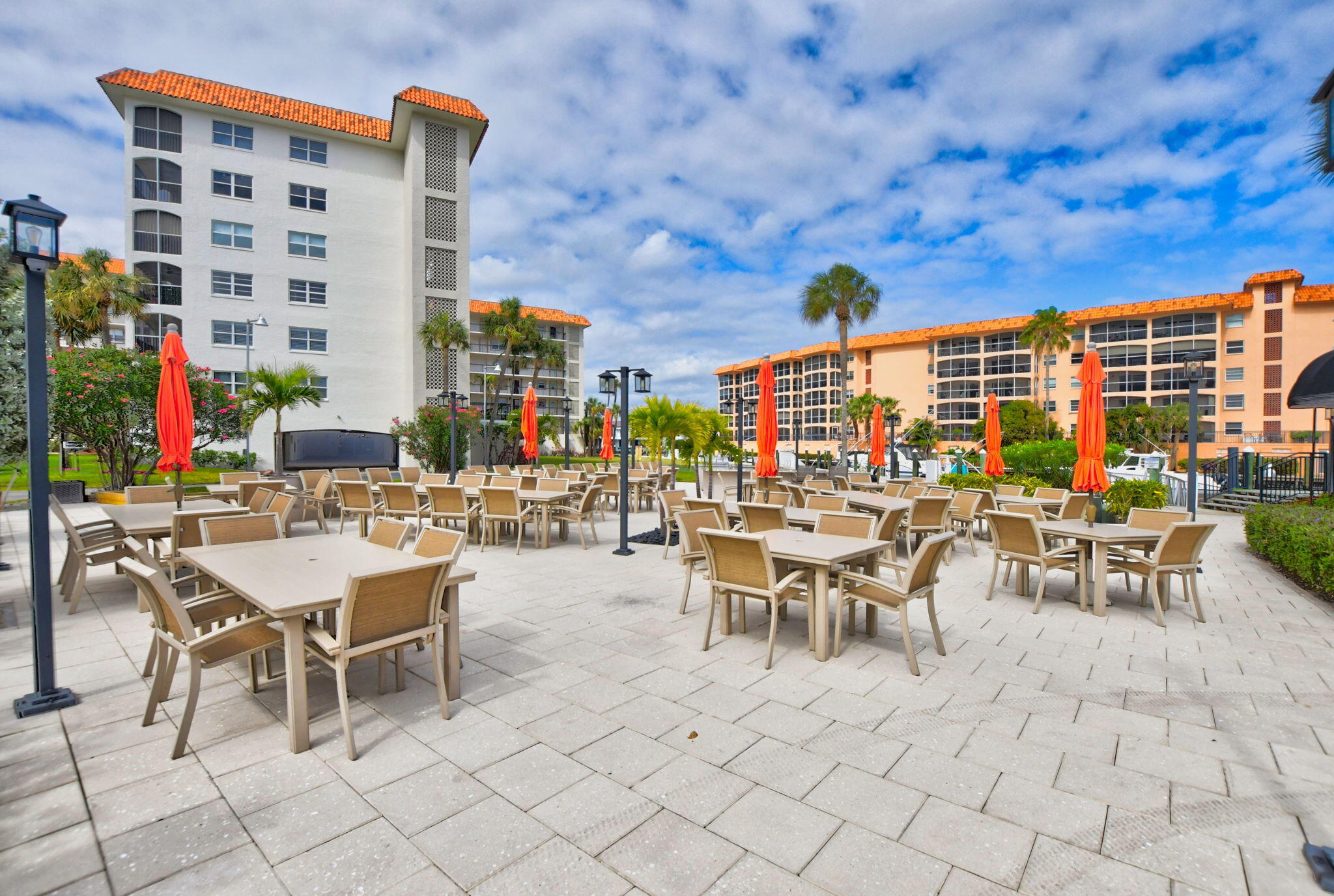 2871 N Ocean Boulevard M230