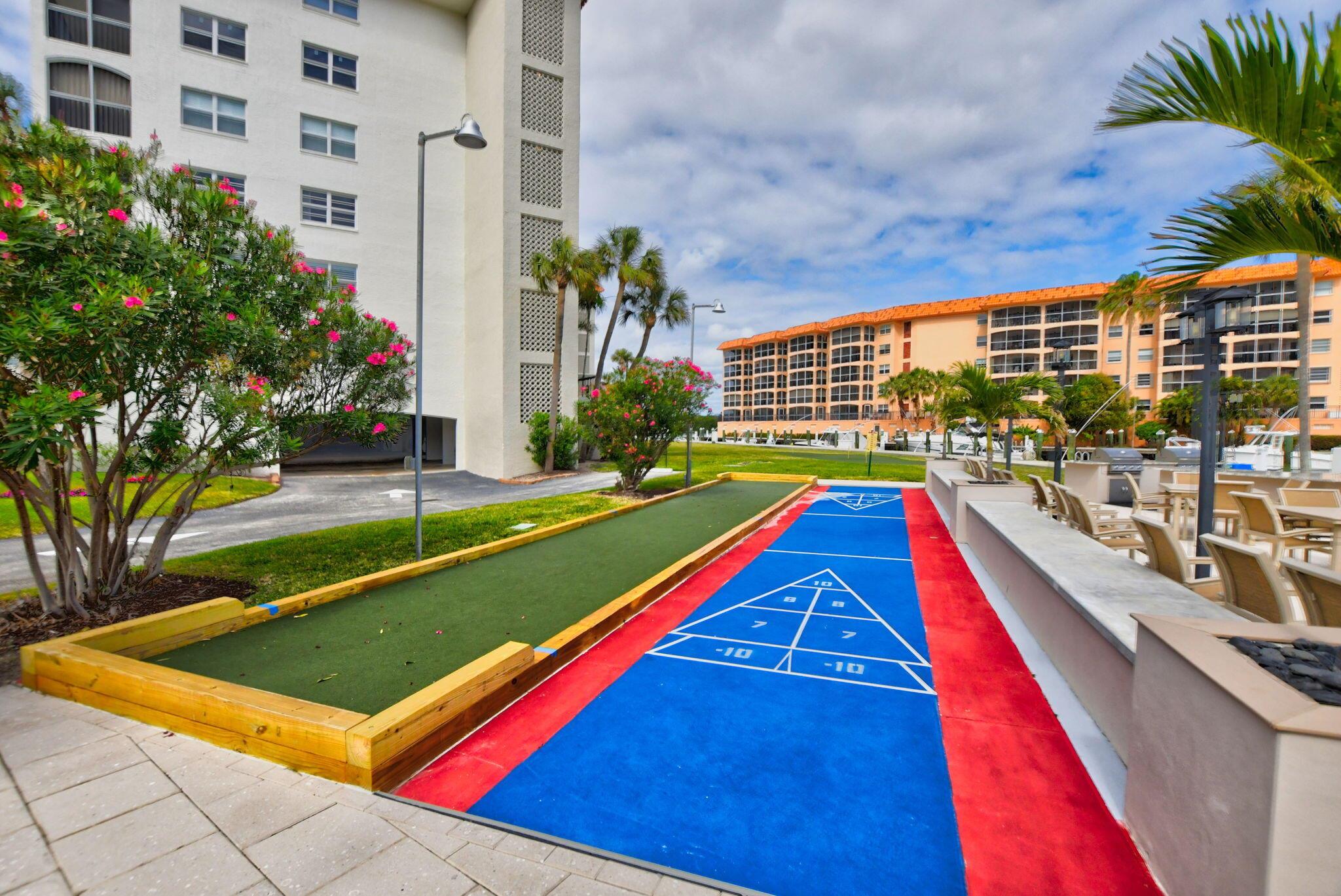 2871 N Ocean Boulevard M230