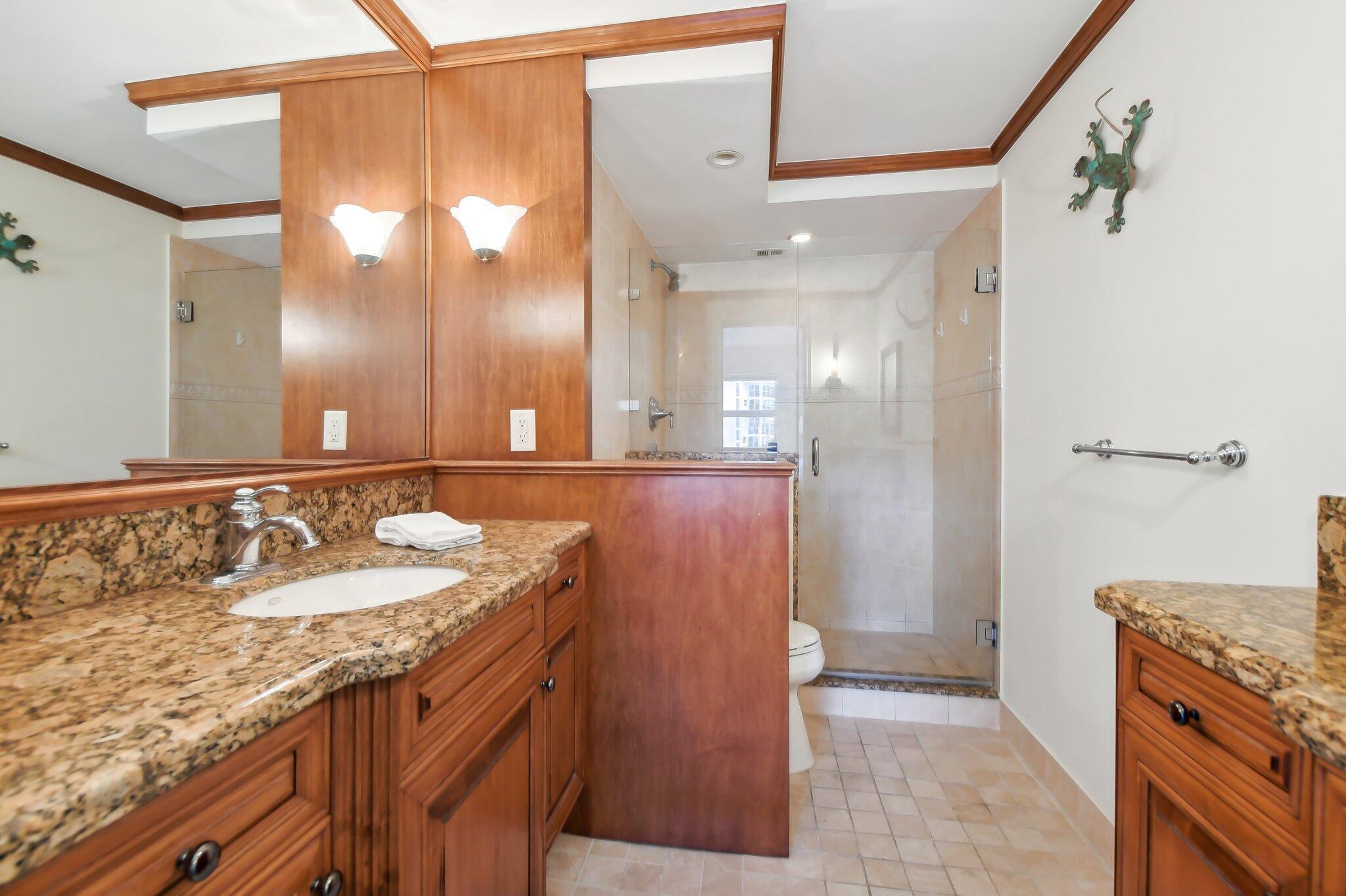 2871 N Ocean Boulevard M230