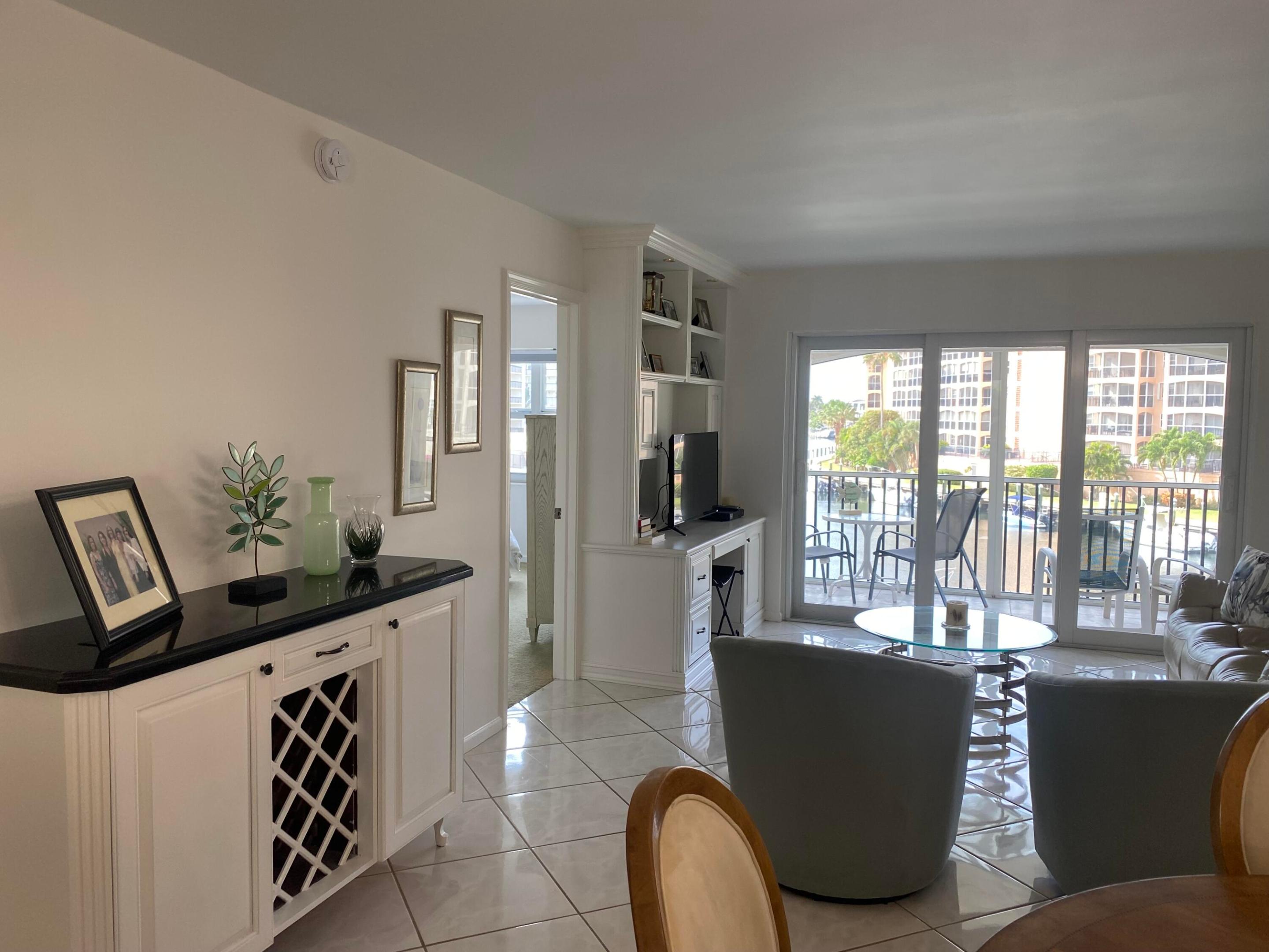 2871 N Ocean Boulevard M230