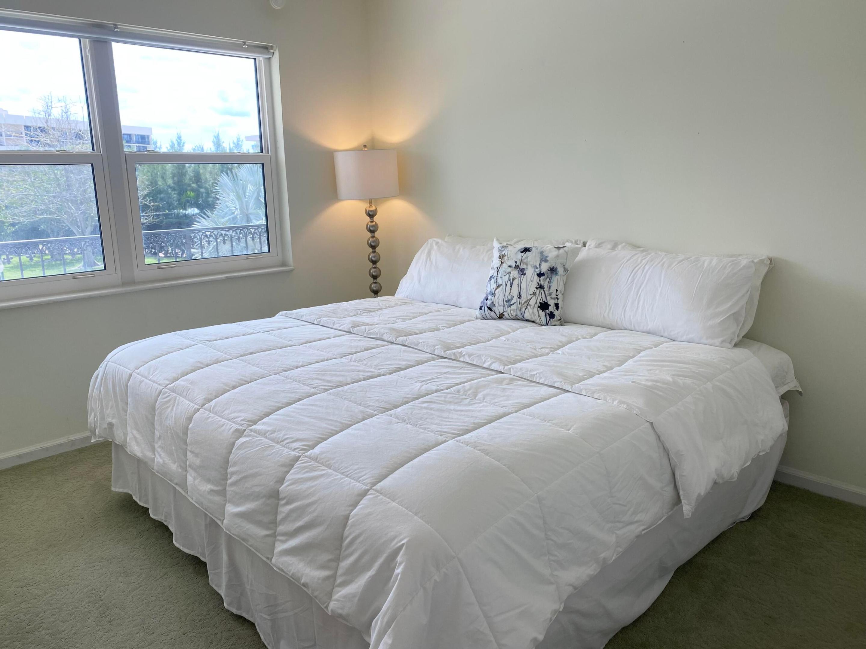 2871 N Ocean Boulevard M230