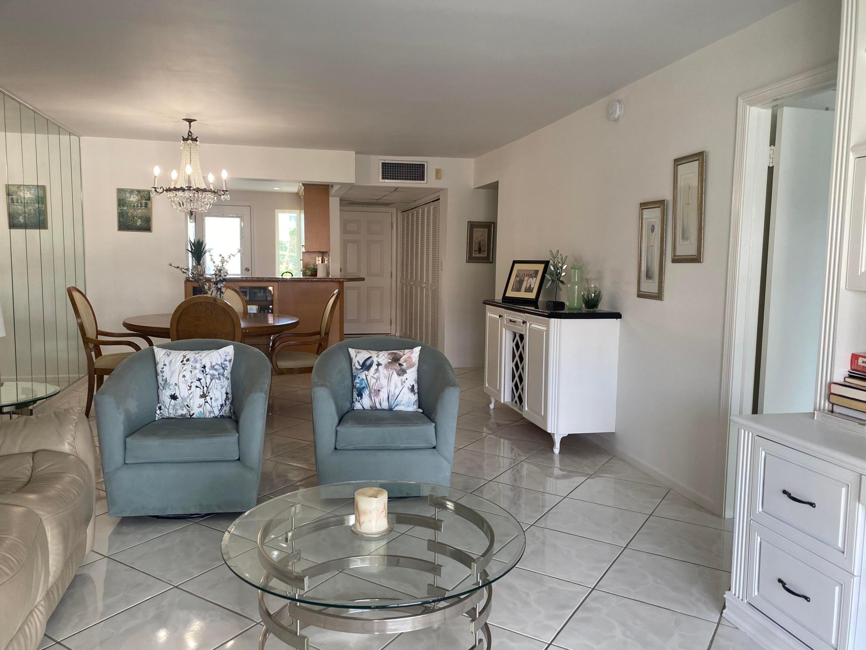 2871 N Ocean Boulevard M230