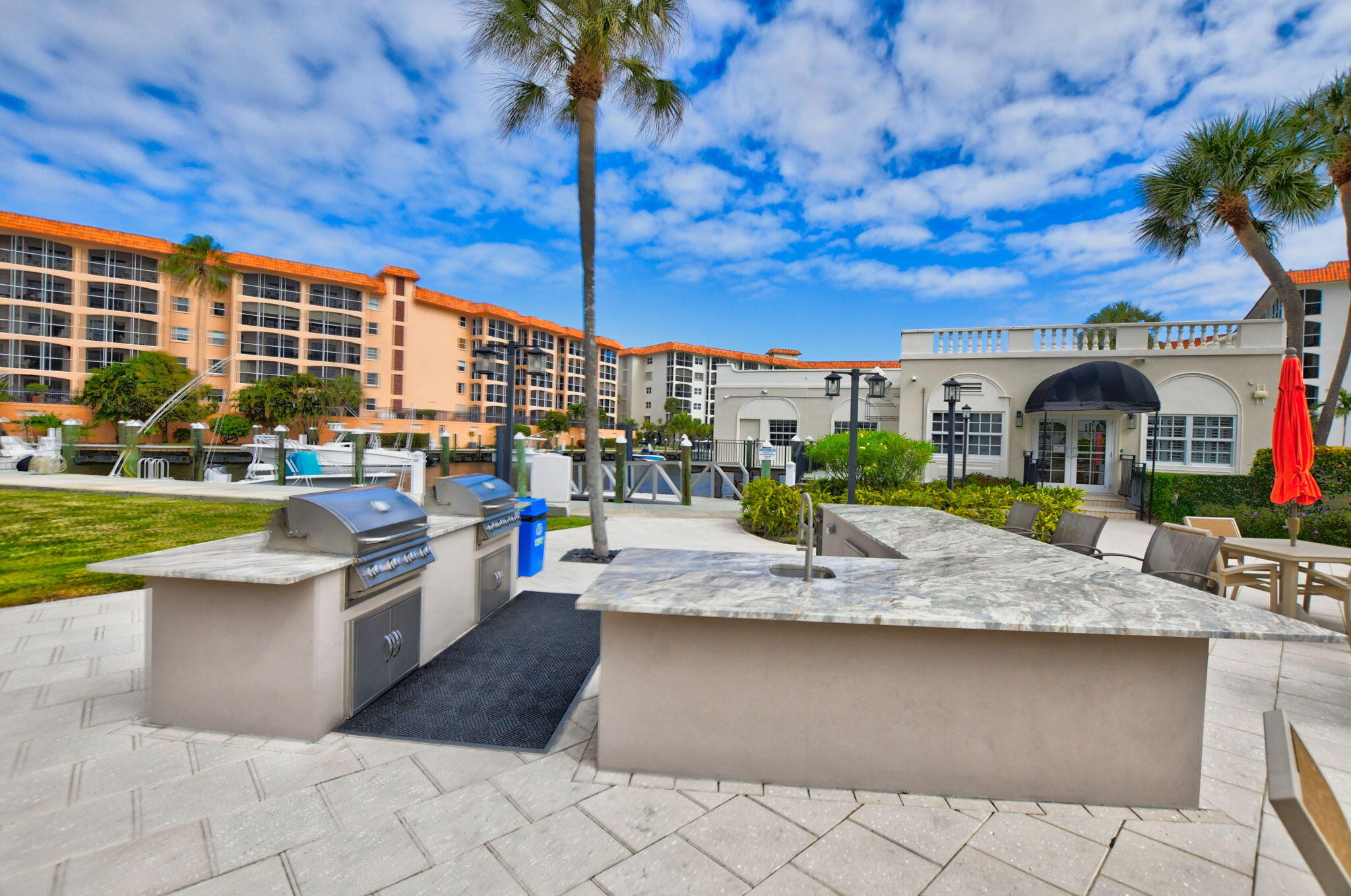 2871 N Ocean Boulevard M230