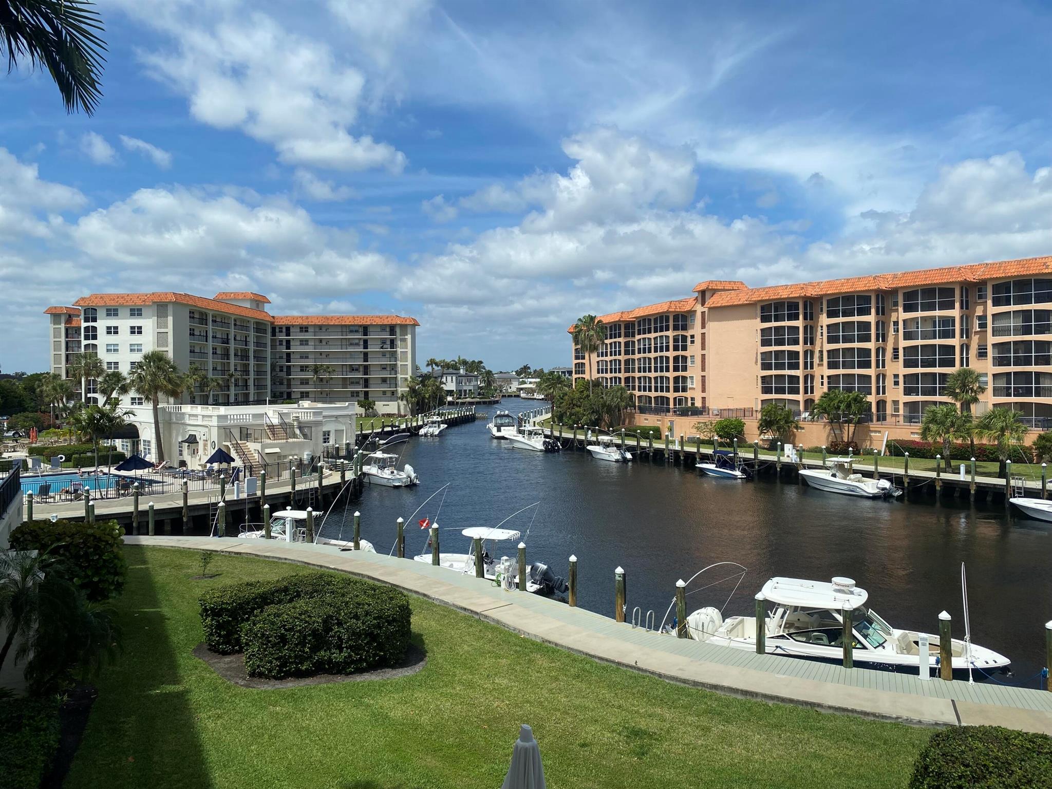 2871 N Ocean Boulevard M230