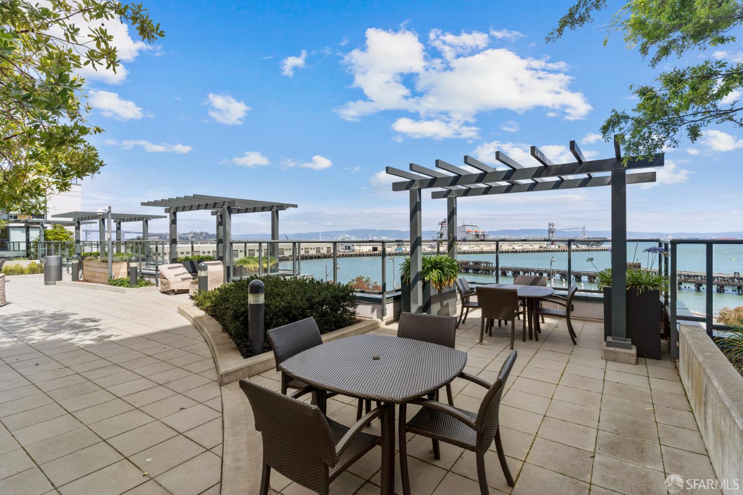 325 China Basin Street # 416