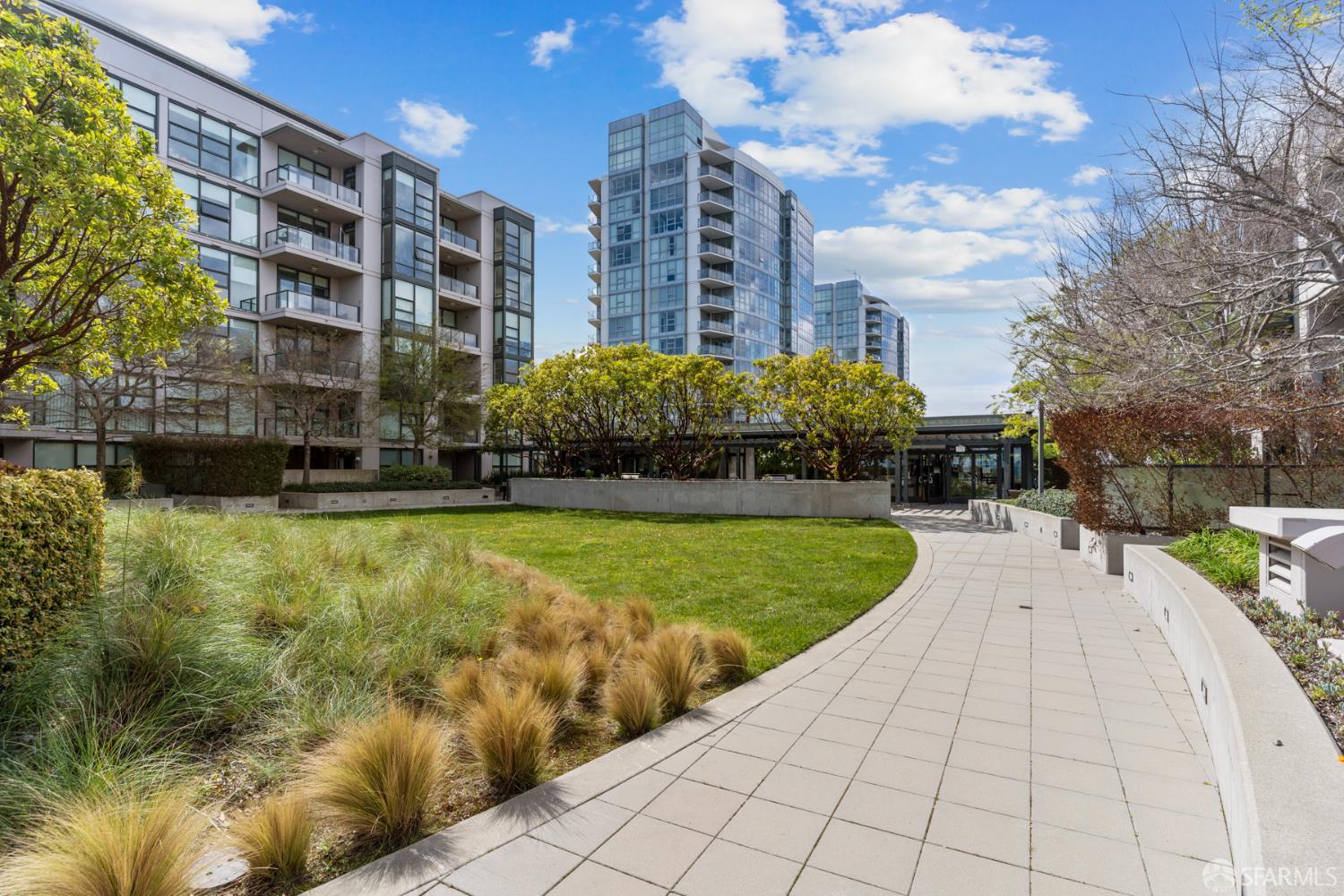 325 China Basin Street # 416