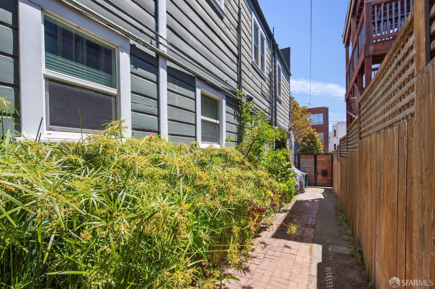 1386 Florida Street # 1386