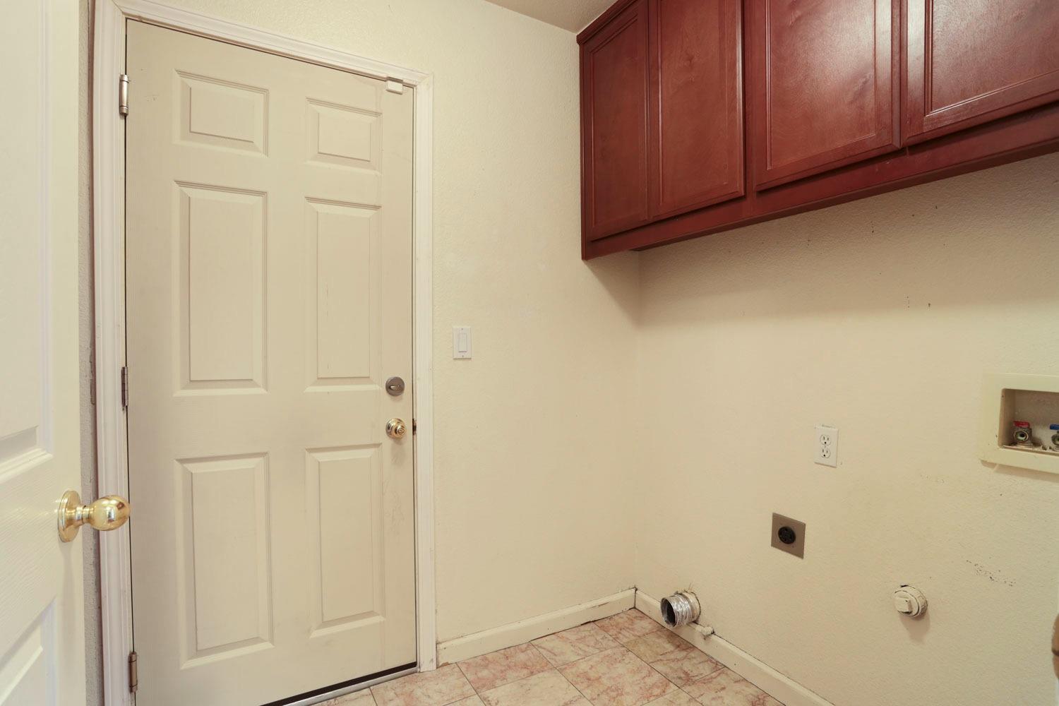 952 Shortland Circle