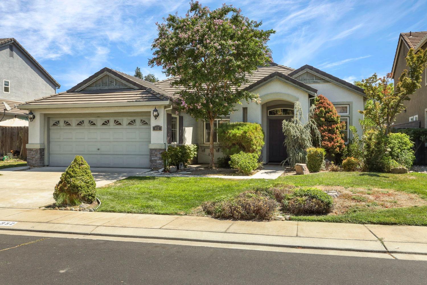 952 Shortland Circle