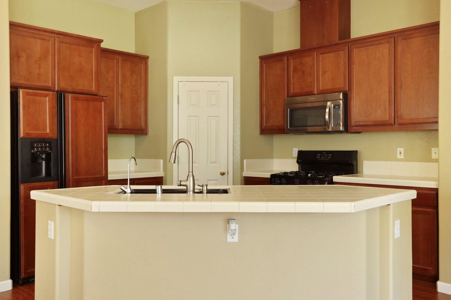 952 Shortland Circle