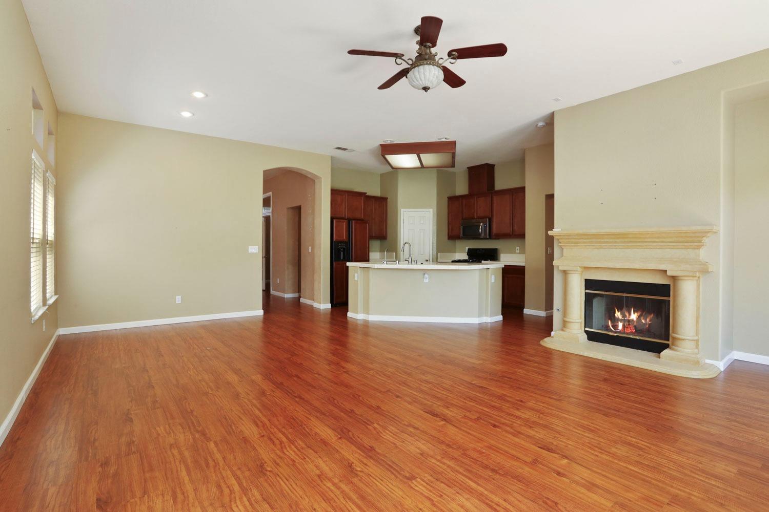 952 Shortland Circle