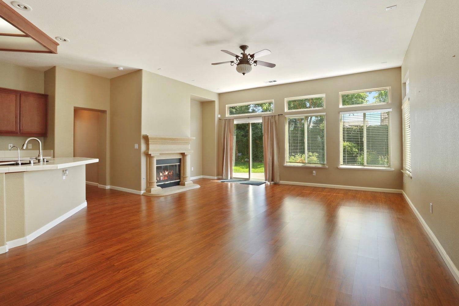 952 Shortland Circle