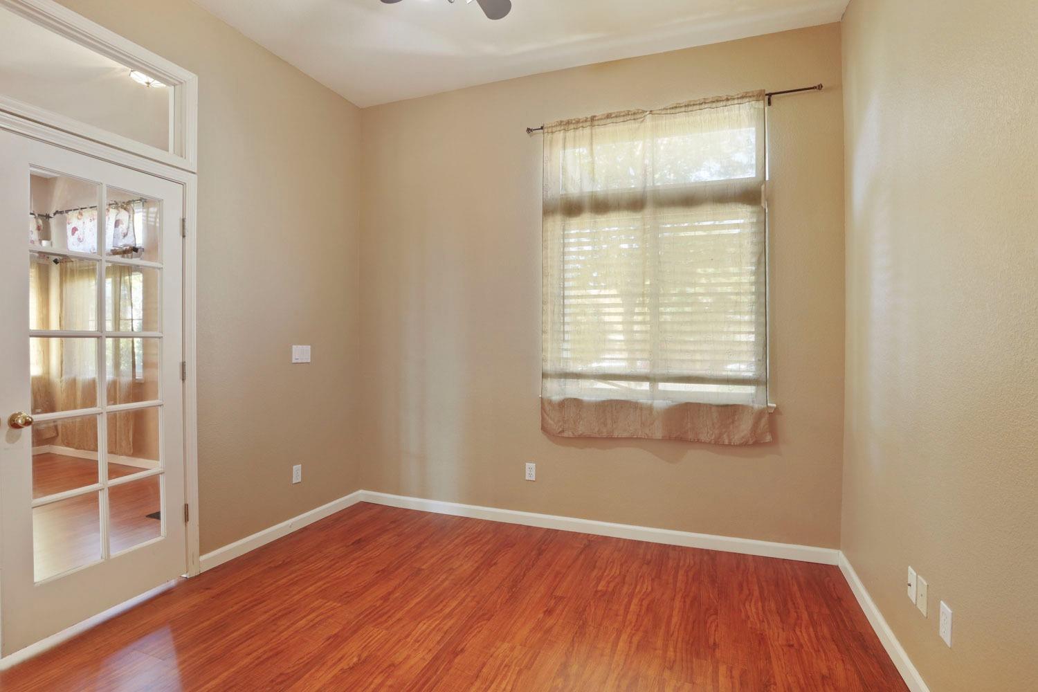 952 Shortland Circle