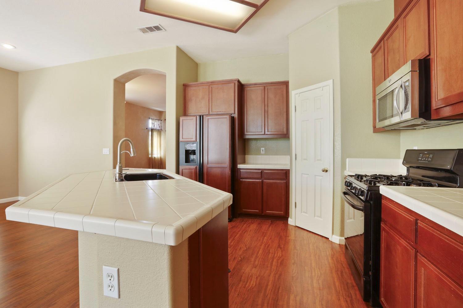 952 Shortland Circle