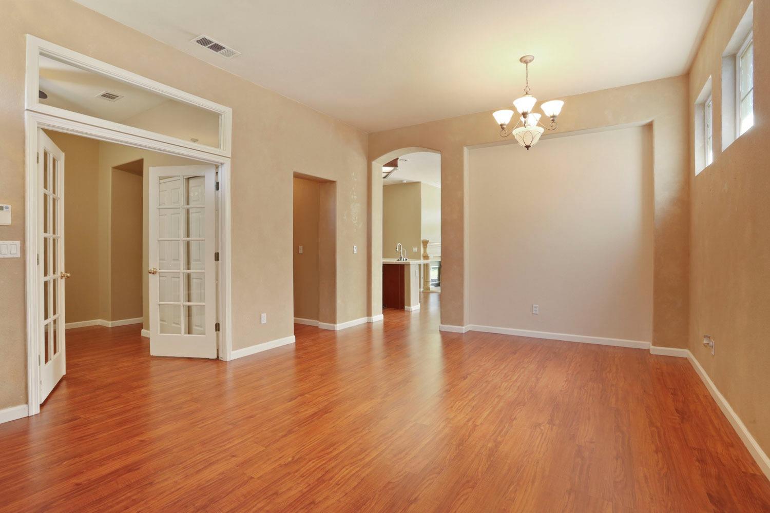 952 Shortland Circle