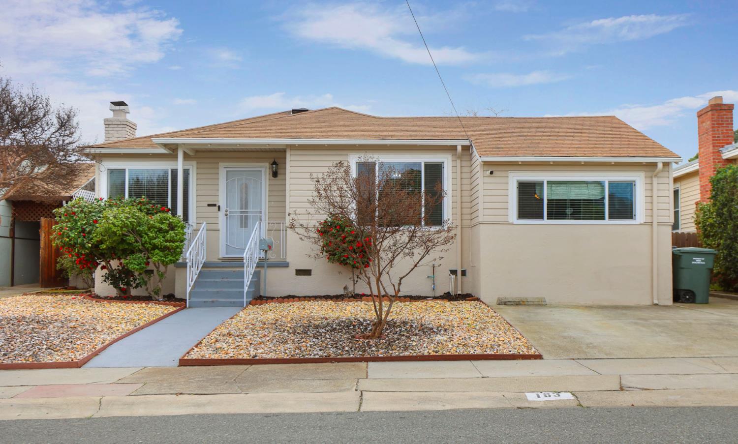 163 Hillcrest Avenue