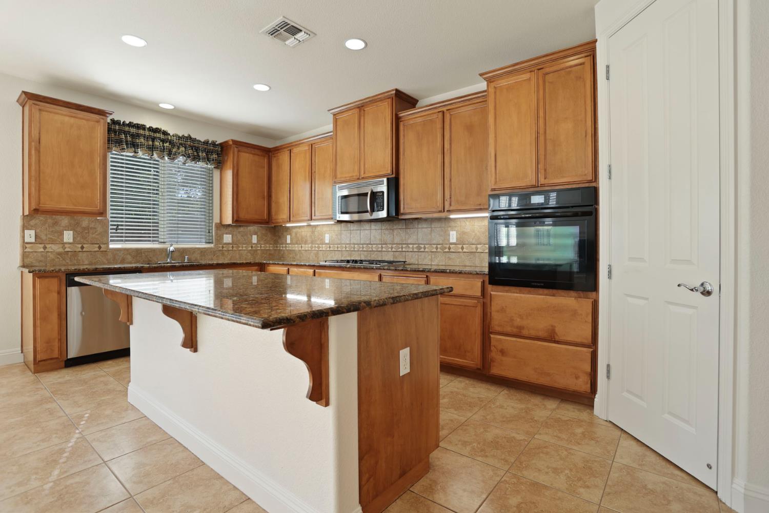 1773 Lana Way