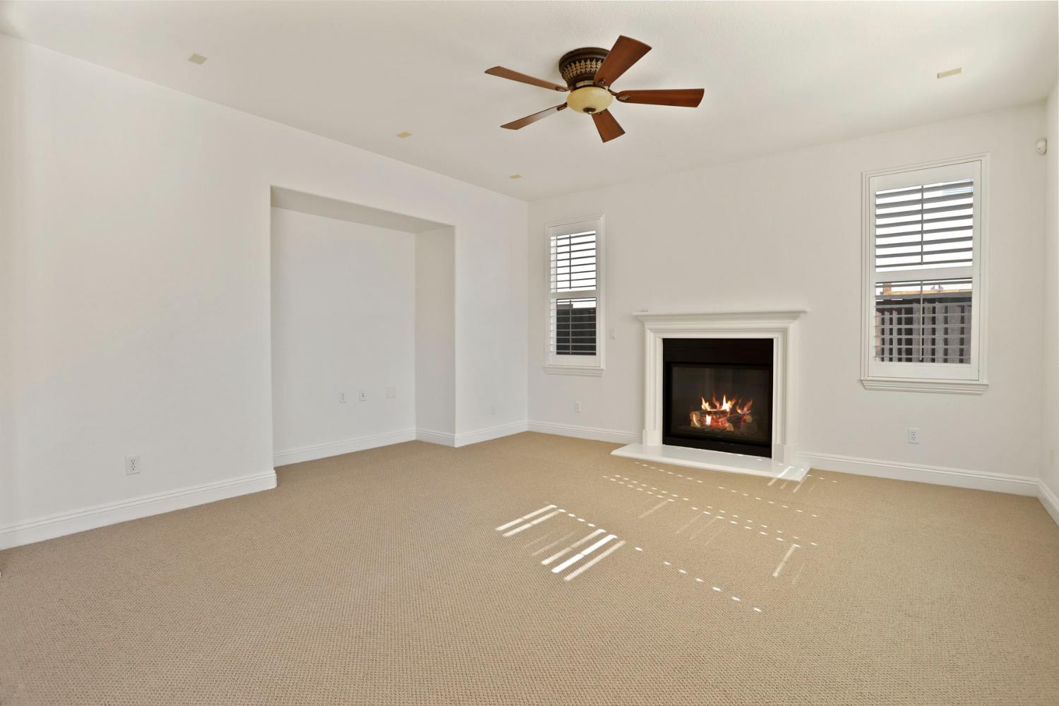 1773 Lana Way