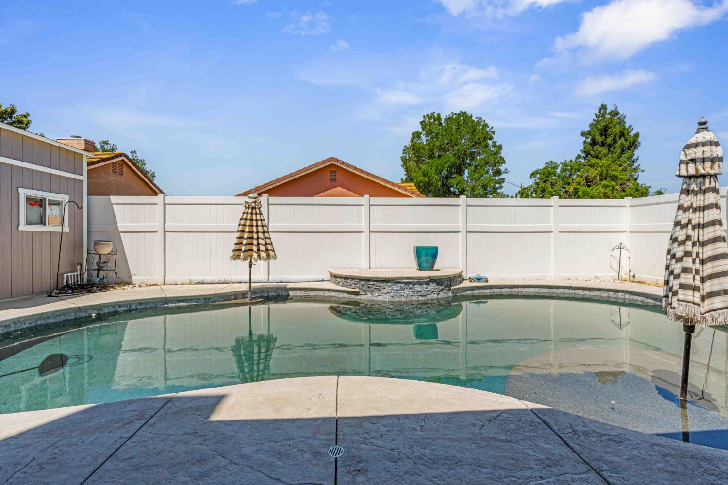 1721 Woodcrest Way