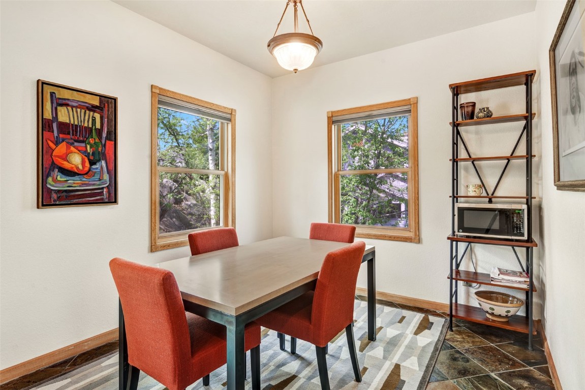 340 Blue Sage CIRCLE