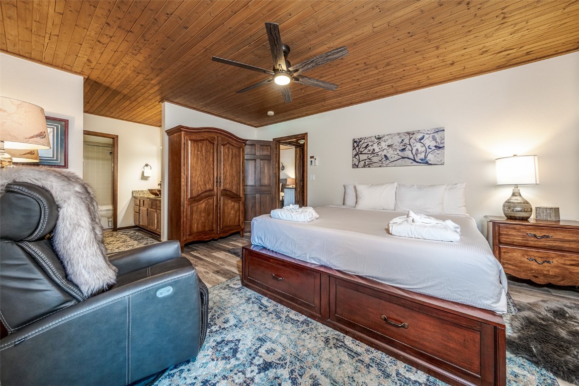 2286 Apres Ski WAY 203