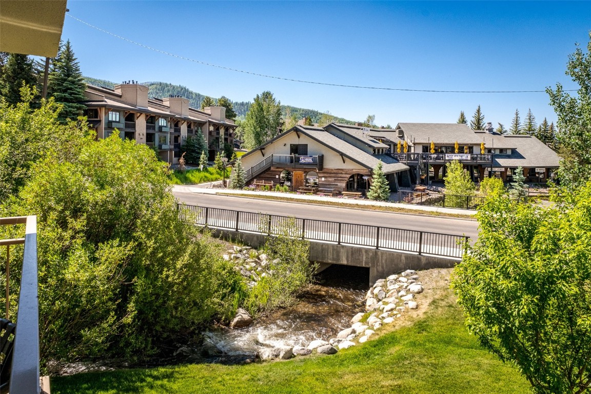 2286 Apres Ski WAY 203