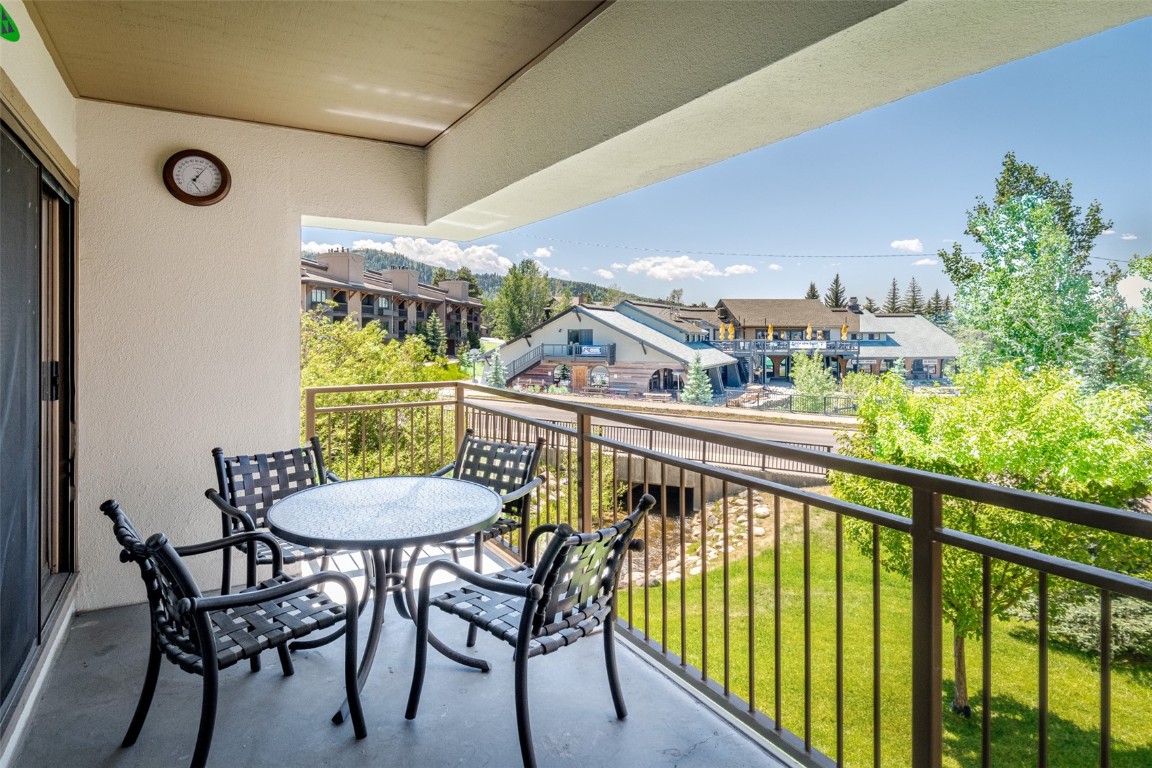 2286 Apres Ski WAY 203